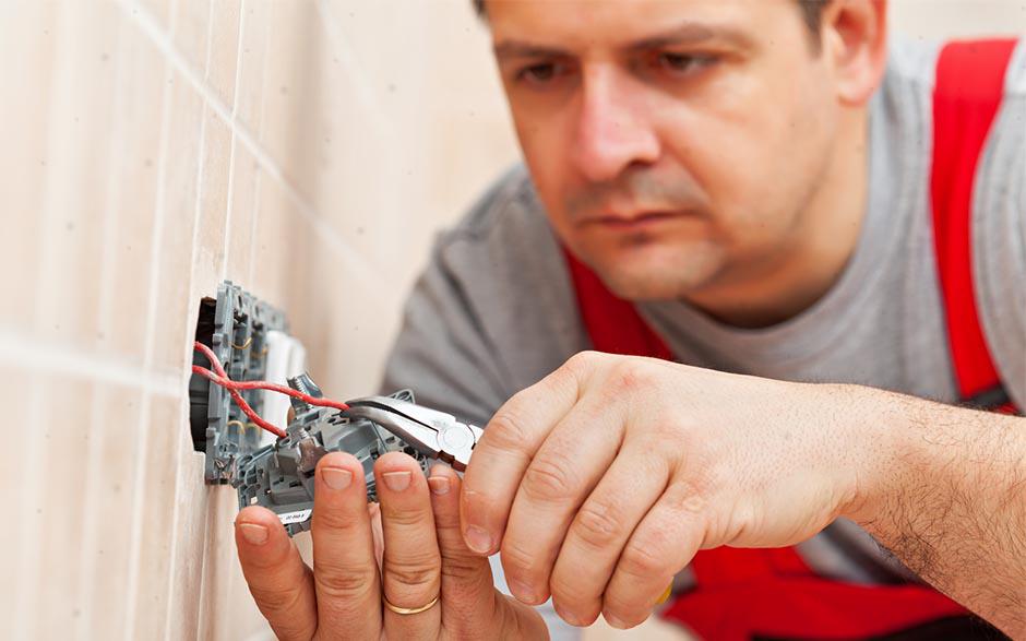 électricien de maintenance Cires-lès-Mello